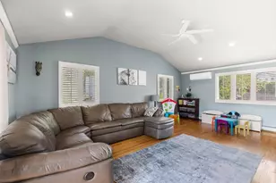 253 Suffolk Ave, Revere, MA 02151 - Photo 14