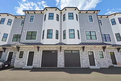 29 Cherry #3, Waltham, MA 02453 - Photo 2