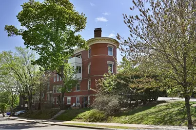 8 Colbourne Cres #3, Brookline, MA 02445 - Photo 38