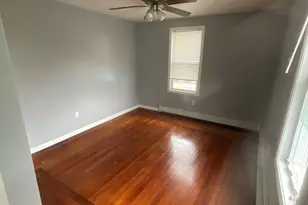 953 Globe St, Fall River, MA 02724 - Photo 10