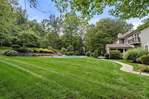253 Cranbrook Dr, Holden, MA 01520 - Photo 8