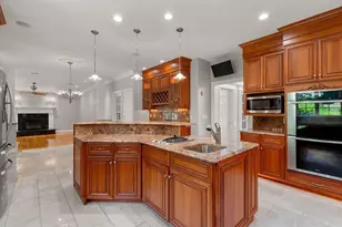 253 Cranbrook Dr, Holden, MA 01520 - Photo 18