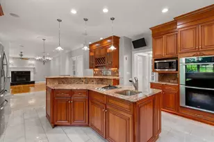 253 Cranbrook Dr, Holden, MA 01520 - Photo 18