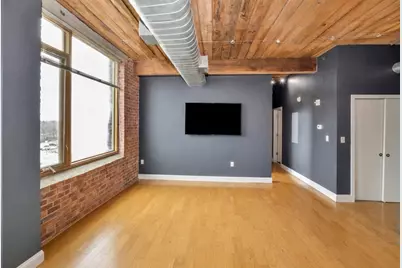 146 Court St #604, Brockton, MA 02302 - Photo 2