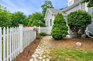 50 Hale St, Beverly, MA 01915 - Photo 8