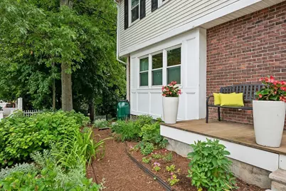 136 Weld St, Boston, MA 02132 - Photo 24