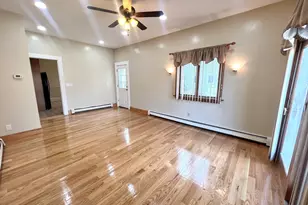 11 Jenison St, Newton, MA 02460 - Photo 12