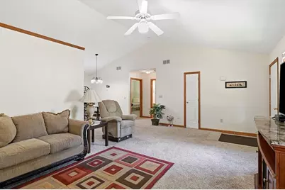 35 Rosewood Ln #35, Southwick, MA 01077 - Photo 6