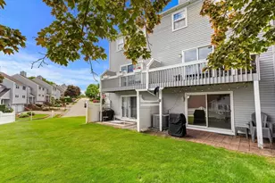 4 Countryside Ln, Salem, MA 01970 - Photo 28