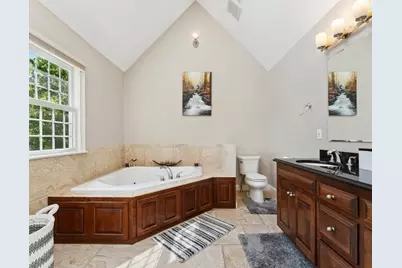 231 Gulf St, Shrewsbury, MA 01545 - Photo 16