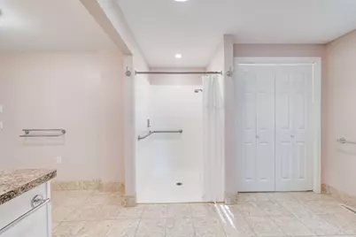 57 Bither St, Springfield, MA 01118 - Photo 8