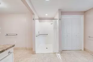 57 Bither St, Springfield, MA 01118 - Photo 8