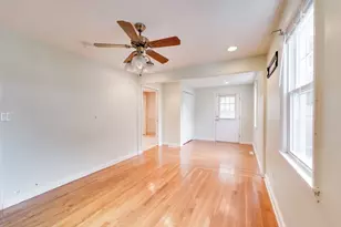 57 Bither St, Springfield, MA 01118 - Photo 10