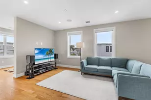 170 Bradford St, Everett, MA 02149 - Photo 10