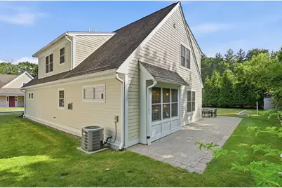 8 Cheevers Path #8, Bedford, MA 01730 - Photo 36