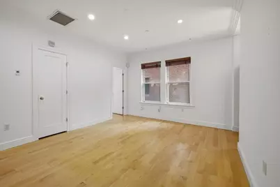 7 Stillman Pl #5, Boston, MA 02113 - Photo 2