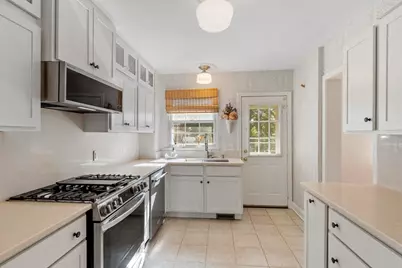 18 Bates St #E, Devens, MA 01434 - Photo 6