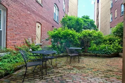 29 Irving Street #8, Worcester, MA 01609 - Photo 24