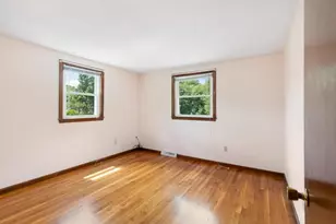 22 Susan Ave, Burlington, MA 01803 - Photo 18