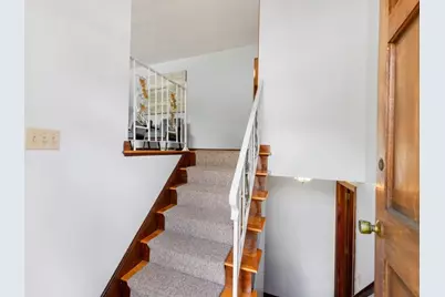 22 Susan Ave, Burlington, MA 01803 - Photo 4