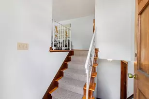22 Susan Ave, Burlington, MA 01803 - Photo 4
