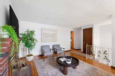 22 Susan Ave, Burlington, MA 01803 - Photo 8