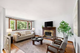 22 Susan Ave, Burlington, MA 01803 - Photo 6