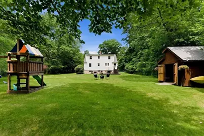 867 Whitman St, Hanson, MA 02341 - Photo 2