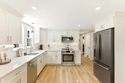867 Whitman St, Hanson, MA 02341 - Photo 4