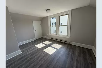 636 McKinstry Ave #2, Chicopee, MA 01020 - Photo 2