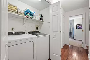 71 Amity Pl, Amherst, MA 01002 - Photo 24