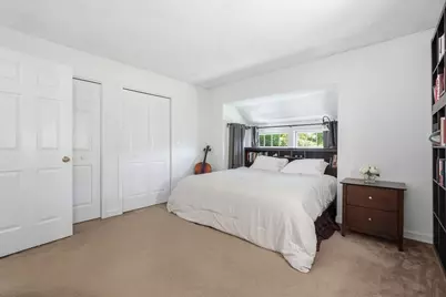 71 Amity Pl #71, Amherst, MA 01002 - Photo 18