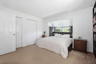 71 Amity Pl, Amherst, MA 01002 - Photo 18