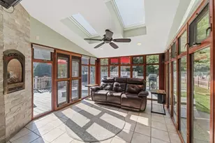 536 Plymouth St, Middleborough, MA 02346 - Photo 14