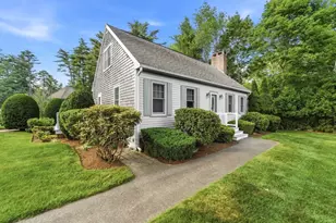 536 Plymouth St, Middleborough, MA 02346 - Photo 2