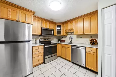 30 Revere Beach Pkwy #114, Medford, MA 02155 - Photo 8