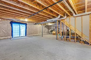 85 Phoebe St, Methuen, MA 01844 - Photo 24