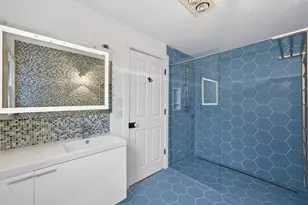 71 Commercial St, Provincetown, MA 02657 - Photo 32