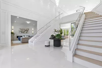 33 Sears Rd, Brookline, MA 02445 - Photo 18