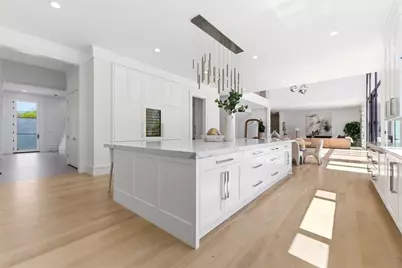 33 Sears Rd, Brookline, MA 02445 - Photo 16