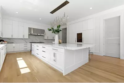33 Sears Rd, Brookline, MA 02445 - Photo 14