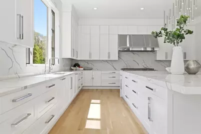 33 Sears Rd, Brookline, MA 02445 - Photo 12