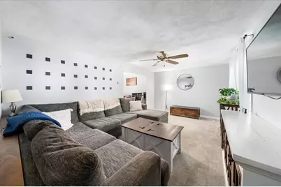 22 Canterbury St, Billerica, MA 01821 - Photo 4