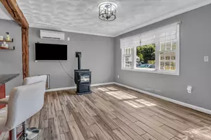 98 Turgeon Ave, Dracut, MA 01826 - Photo 6