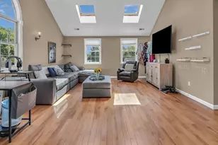 98 Turgeon Ave, Dracut, MA 01826 - Photo 16