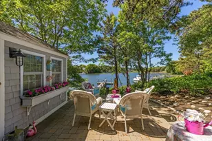 17 Cove Ln, Dennis, MA 02670 - Photo 8