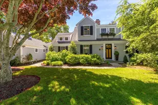 17 Cove Ln, Dennis, MA 02670 - Photo 2