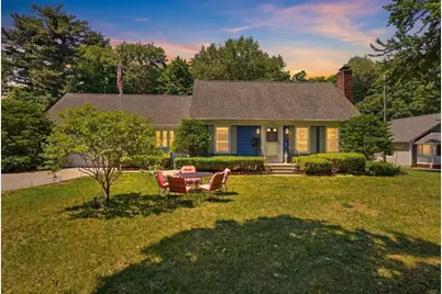 64 Senator St, Springfield, MA 01129 - Photo 2