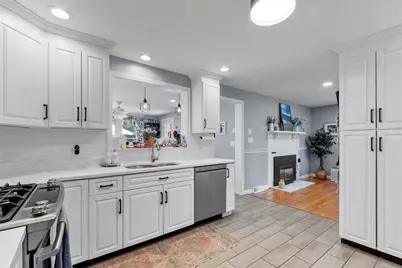 18 Bruce St, Grafton, MA 01519 - Photo 12