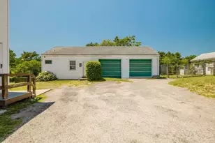 706 Gifford Rd, Westport, MA 02790 - Photo 6